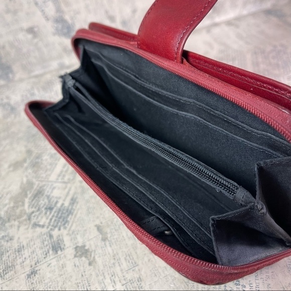 Pelle Studio Large Wallet/Organizer - Picture 8 of 10